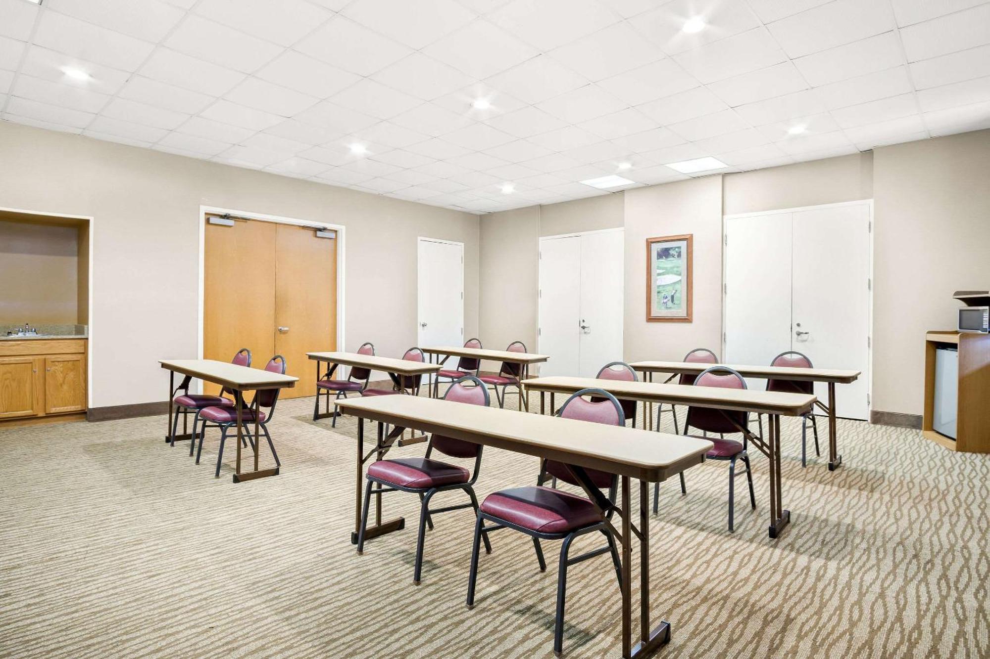 אושן סיטי Comfort Inn Gold Coast מראה חיצוני תמונה