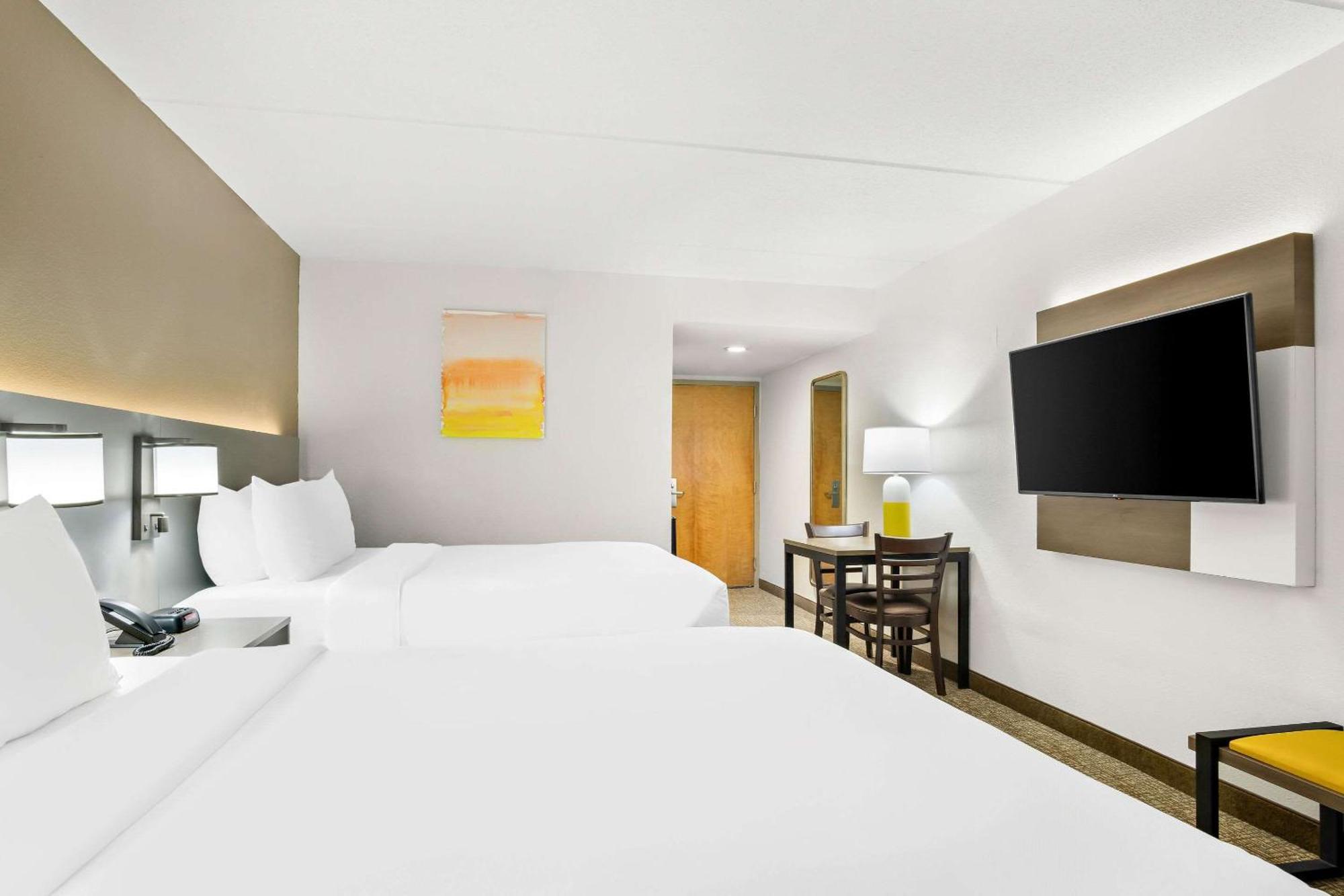 אושן סיטי Comfort Inn Gold Coast מראה חיצוני תמונה